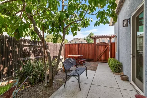 976 Sunnyside Ln, Tracy, CA 95377 photo 54