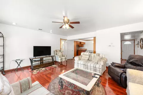 5830 Woodleigh Dr, Carmichael, CA 95608 photo 14