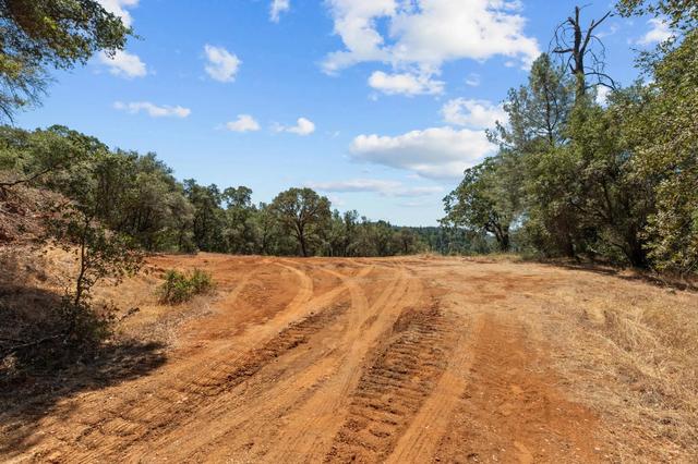 22131 Deer Trail Ct, Auburn, CA 95602
