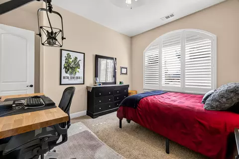 Bedroom - 3930 Aruba Ct, Chico, CA 95973 photo 3 of 8