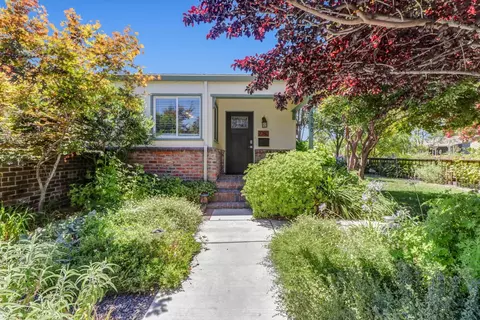2780 63rd St, Sacramento, CA 95817
