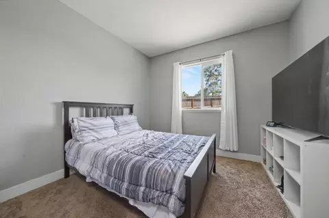 Bedroom - 1016 Jackson Gate Rd, Jackson, CA 95642 photo 1 of 7