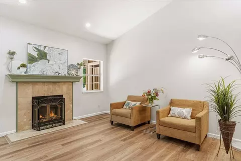 Living - 769 Oak Crest Cir, Placerville, CA 95667 photo 2 of 5