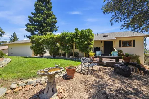 21440 Meadow Oaks Ln, Colfax, CA 95713