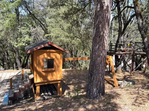 Exterior - 717 Swanson Ln, Colfax, CA 95713 photo 5 of 10