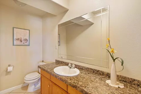 Bath - 717 Swanson Ln, Colfax, CA 95713 photo 4 of 4