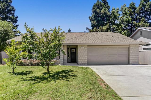 9472 Denholm Ct, Elk Grove, CA 95758