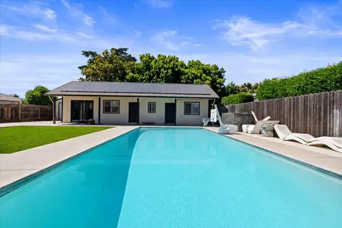 Exterior - 770 Mulholand Dr, Ripon, CA 95366 photo 6 of 10