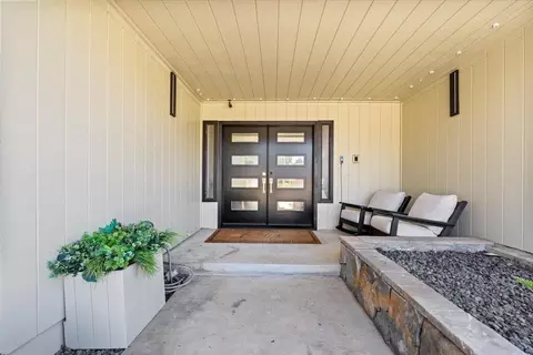 Entry Way - 770 Mulholand Dr, Ripon, CA 95366 photo 1 of 5