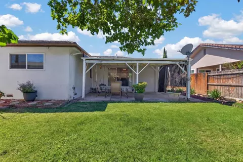 Exterior - 2119 Debbie Ln, Lodi, CA 95242 photo 6 of 6