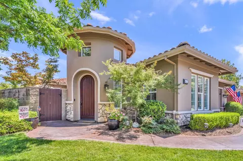 8610 San Lucas Cir, Roseville, CA 95747