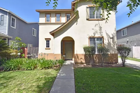 4225 Seranade Dr, Turlock, CA 95382 photo 2
