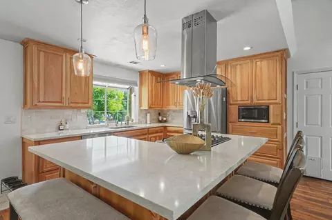 Kitchen - 1797 Hoya Ct, Copperopolis, CA 95228 photo 2 of 10