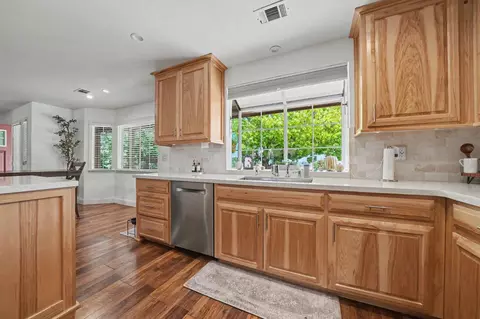 Kitchen - 1797 Hoya Ct, Copperopolis, CA 95228 photo 10 of 10