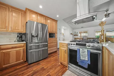 Kitchen - 1797 Hoya Ct, Copperopolis, CA 95228 photo 6 of 10