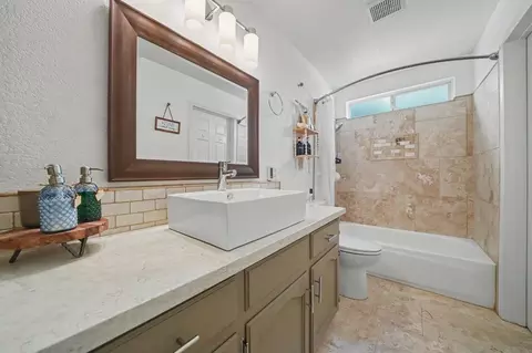 Bath - 1797 Hoya Ct, Copperopolis, CA 95228 photo 1 of 4