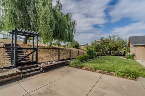 Exterior - 1797 Hoya Ct, Copperopolis, CA 95228 photo 4 of 15