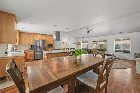 Dining - 1797 Hoya Ct, Copperopolis, CA 95228 photo 2 of 2