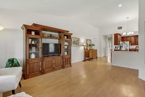 Living - 205 Pintail Pl, Davis, CA 95616 photo 3 of 3