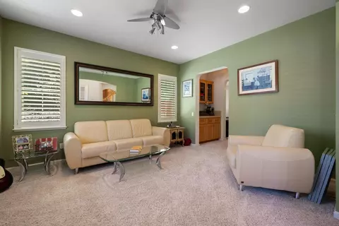 122 Memory Ln, Turlock, CA 95382 photo 3