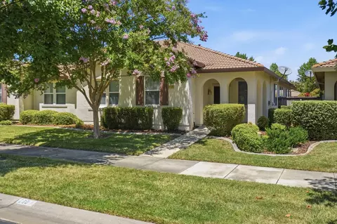 260 Mill Valley Cir, Sacramento, CA 95835