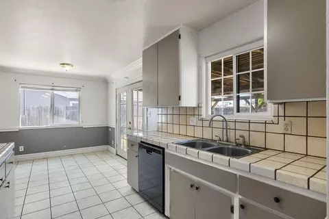 1479 Quincy Ave, Manteca, CA 95336 photo 8