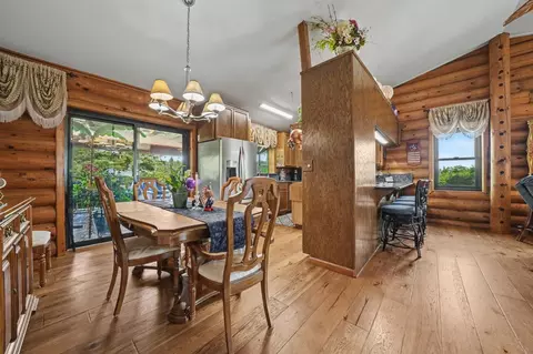 Dining - 19970 Dawn Rdg, Jackson, CA 95642 photo 1 of 2