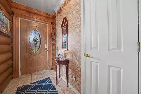Entry Way - 19970 Dawn Rdg, Jackson, CA 95642 photo 1 of 3