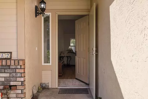 Entry Way - 1812 Innsbrook Dr, Modesto, CA 95350 photo 1 of 6