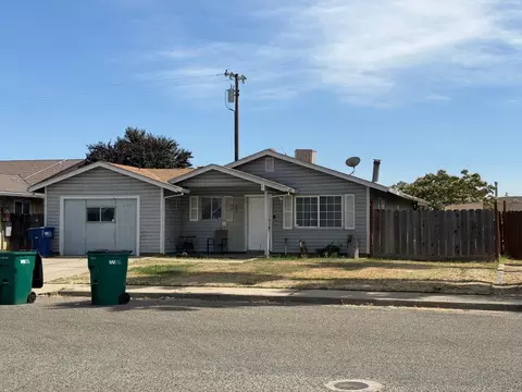 2425 Apache St, Merced, CA 95348 photo 1