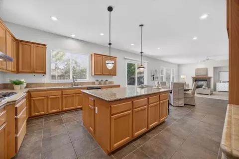 Kitchen - 2207 Hedrick Ct, Rocklin, CA 95765 photo 1 of 6