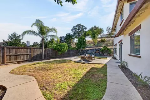 Exterior - 2207 Hedrick Ct, Rocklin, CA 95765 photo 3 of 9