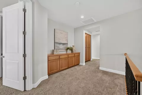 Entry Way - 2207 Hedrick Ct, Rocklin, CA 95765 photo 8 of 8