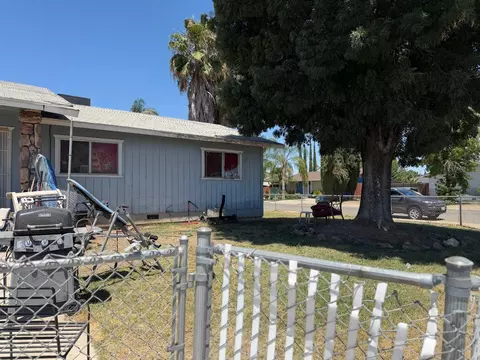Exterior - 2442 Apache St, Merced, CA 95348 photo 3 of 8