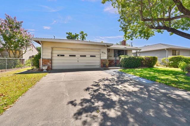 6737 21st St, Sacramento, CA 95822