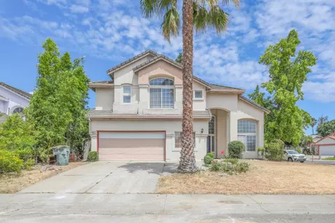 6937 Hollybrook Dr, Sacramento, CA 95823