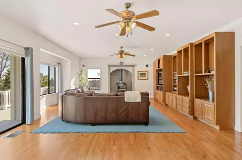 Living - 4661 Holm Rd, Placerville, CA 95667 photo 4 of 5