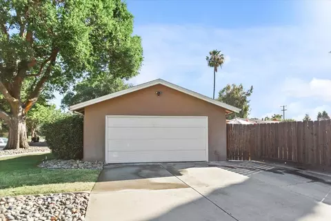 1008 Phelps Ave, Modesto, CA 95350 photo 8