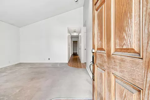 Entry Way - 879 Carson Ave, Manteca, CA 95337 photo 1 of 2