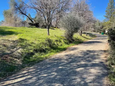 2028 Royal View Dr, Placerville, CA 95667 photo 4