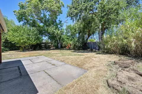 6305 Templeton Dr, Carmichael, CA 95608 photo 16