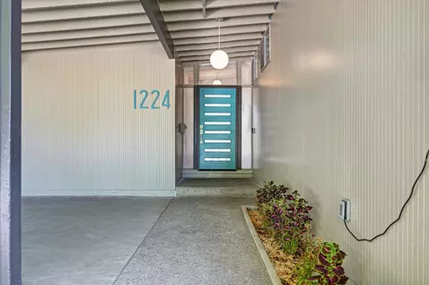 Entry Way - 1224 Mcclaren Dr, Carmichael, CA 95608 photo 5 of 5