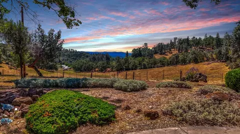 4810 Robledo Dr, Placerville, CA 95667 photo 3