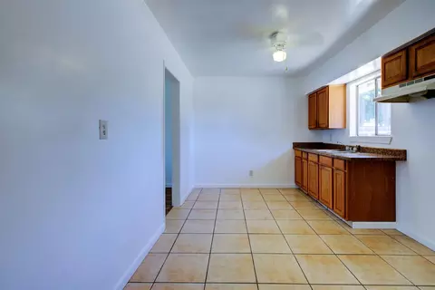 2354 Lambert St, Modesto, CA 95354 photo 9