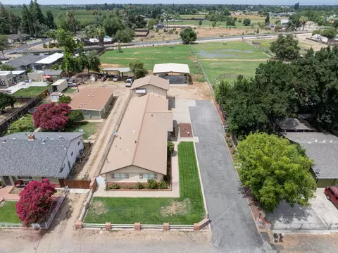 View/Area - 1729 Beverly Dr, Modesto, CA 95358 photo 2 of 11