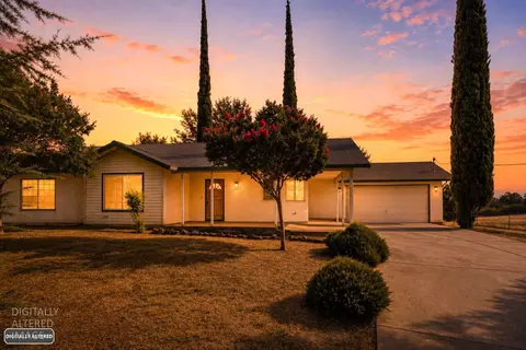 8422 Hedgepeth Rd, Valley Springs, CA 95252