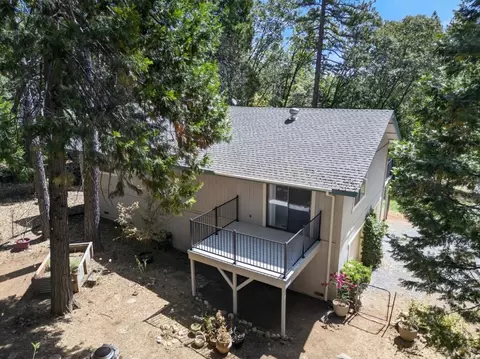 Exterior - 5524 Crestline Dr, Foresthill, CA 95631 photo 4 of 13