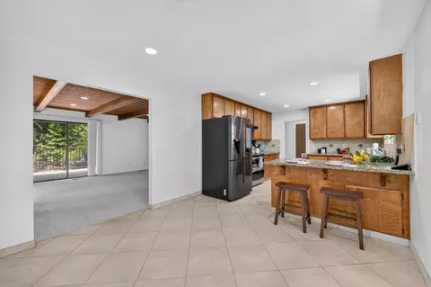Kitchen - 5524 Crestline Dr, Foresthill, CA 95631 photo 2 of 6