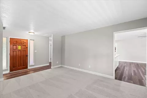 Living - 1016 Lillian Dr, Modesto, CA 95355 photo 2 of 8