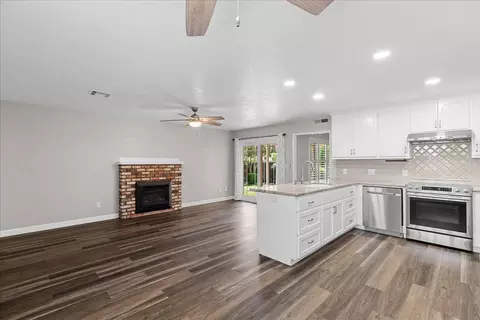 Living - 1016 Lillian Dr, Modesto, CA 95355 photo 8 of 8